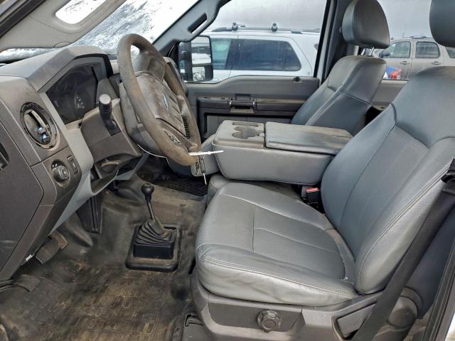 Ford F-350 Super Duty Image 7