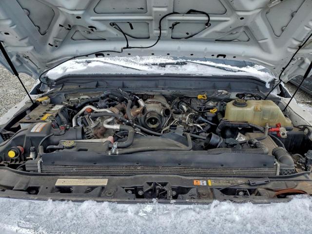 Ford F-350 Super Duty Image 12