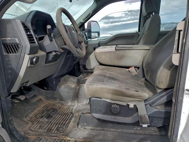 Ford F-250 Super Duty Image 5