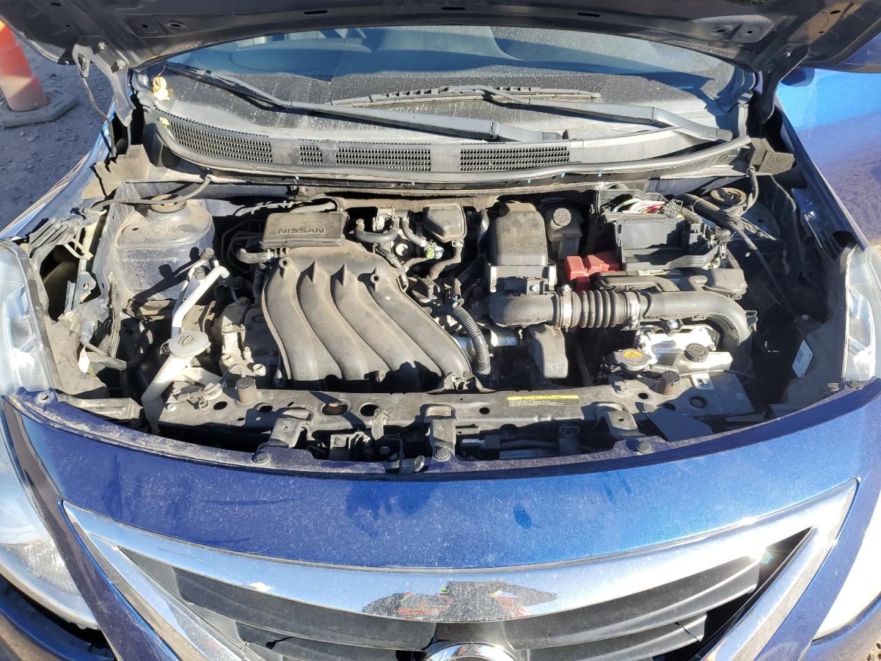 Nissan Versa S Image 7