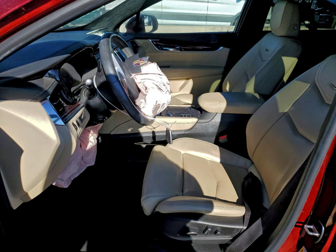 Cadillac XT5 Luxury Image 4