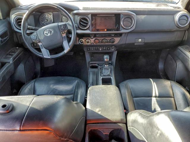 Toyota Tacoma Double Cab Image 7