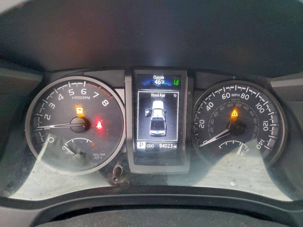 Toyota Tacoma Double Cab Image 10