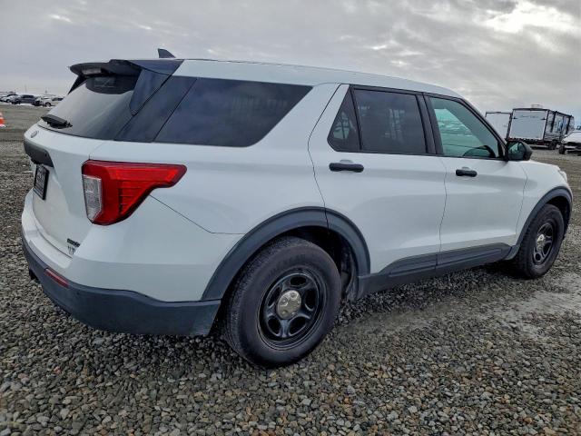 Ford Explorer Police Interceptor Image 13