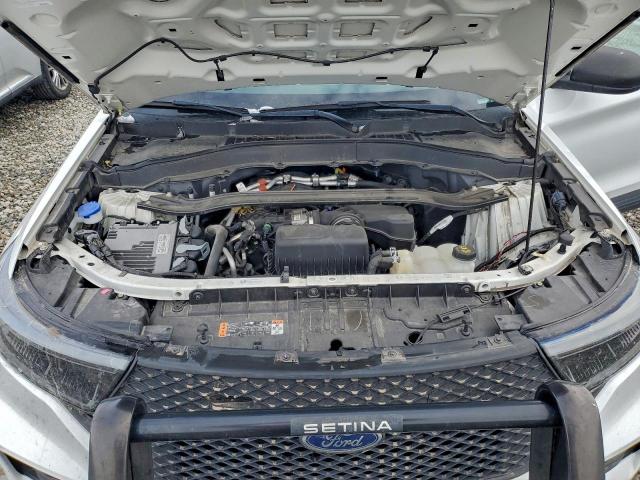 Ford Explorer Police Interceptor Image 10