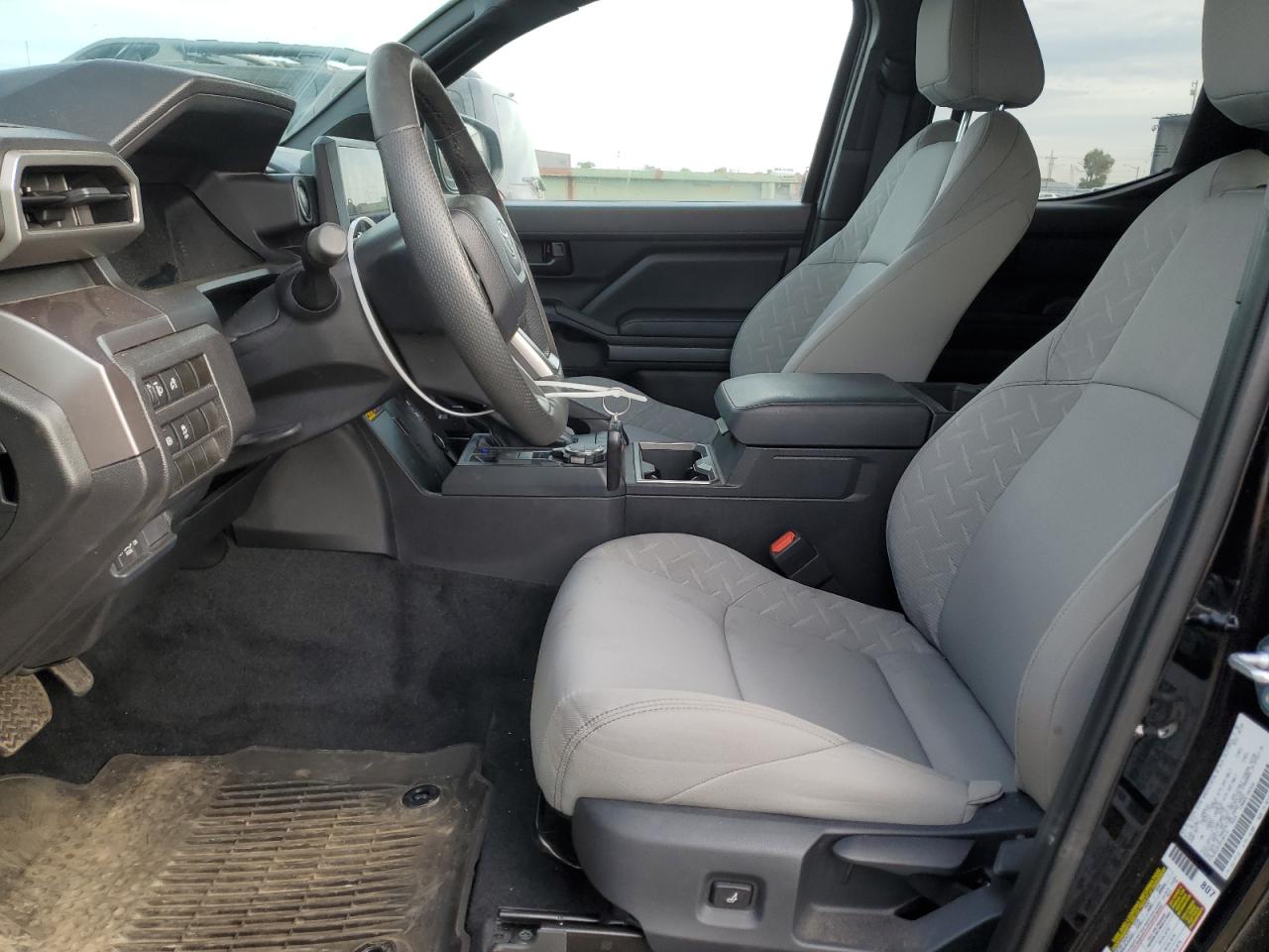 Toyota Tacoma Double Cab Image 9