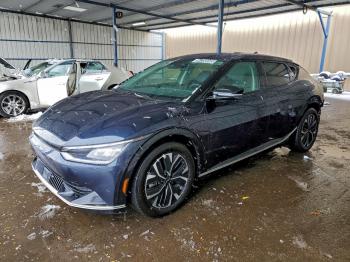 Salvage Kia EV6