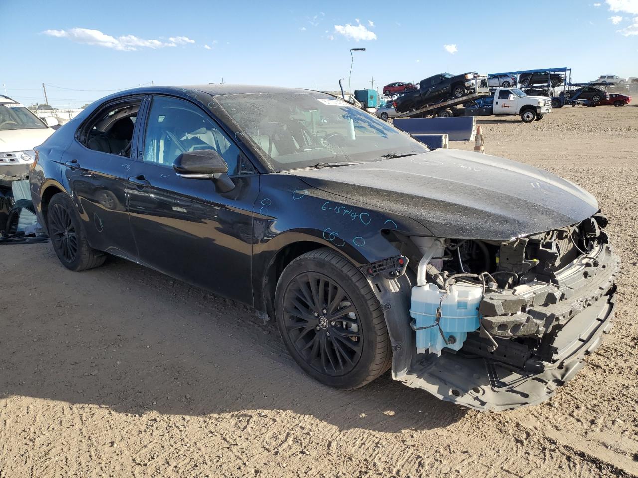 Toyota Camry Se Image 4