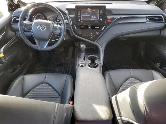 Toyota Camry Se Image 8