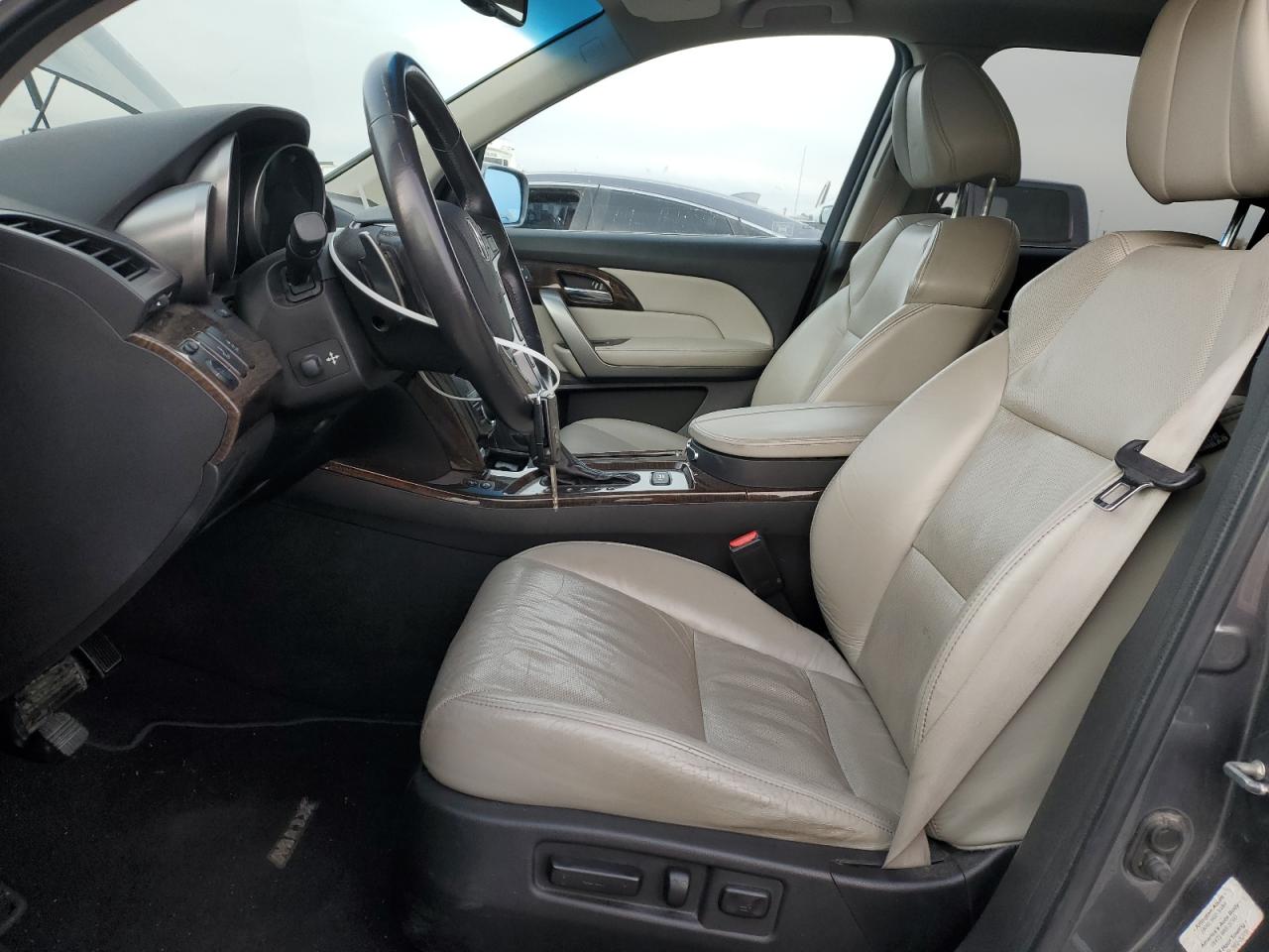 Acura MDX Advance Image 3