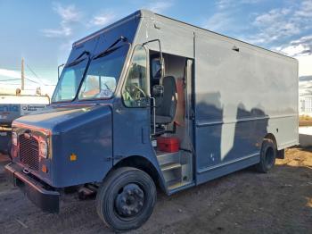  Salvage Freightliner Mt45