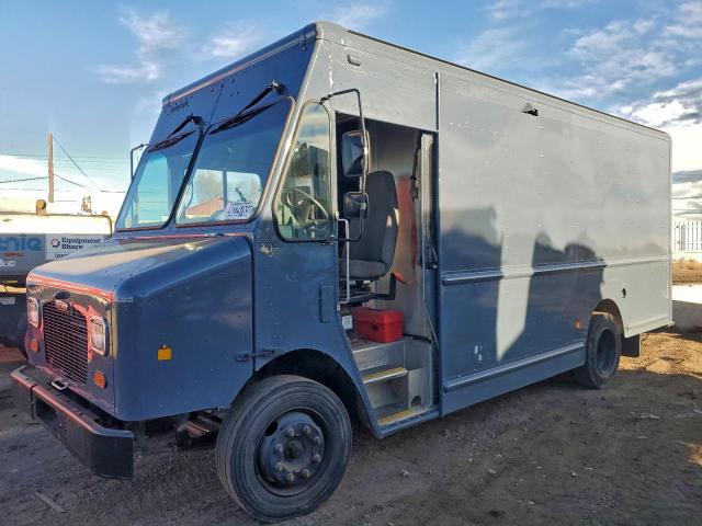  Salvage Freightliner Mt45