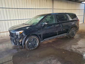  Salvage Kia Carnival