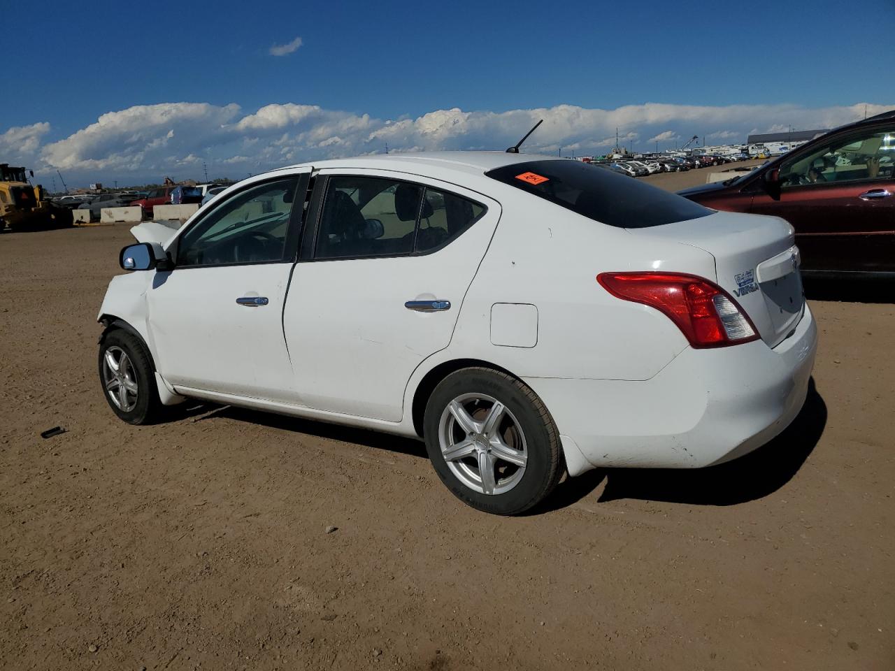 Nissan Versa S Image 5