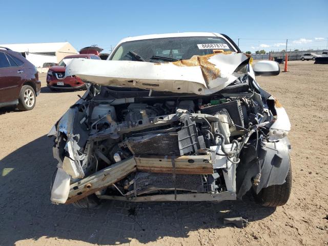 Nissan Versa S Image 6