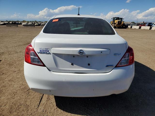 Nissan Versa S Image 7