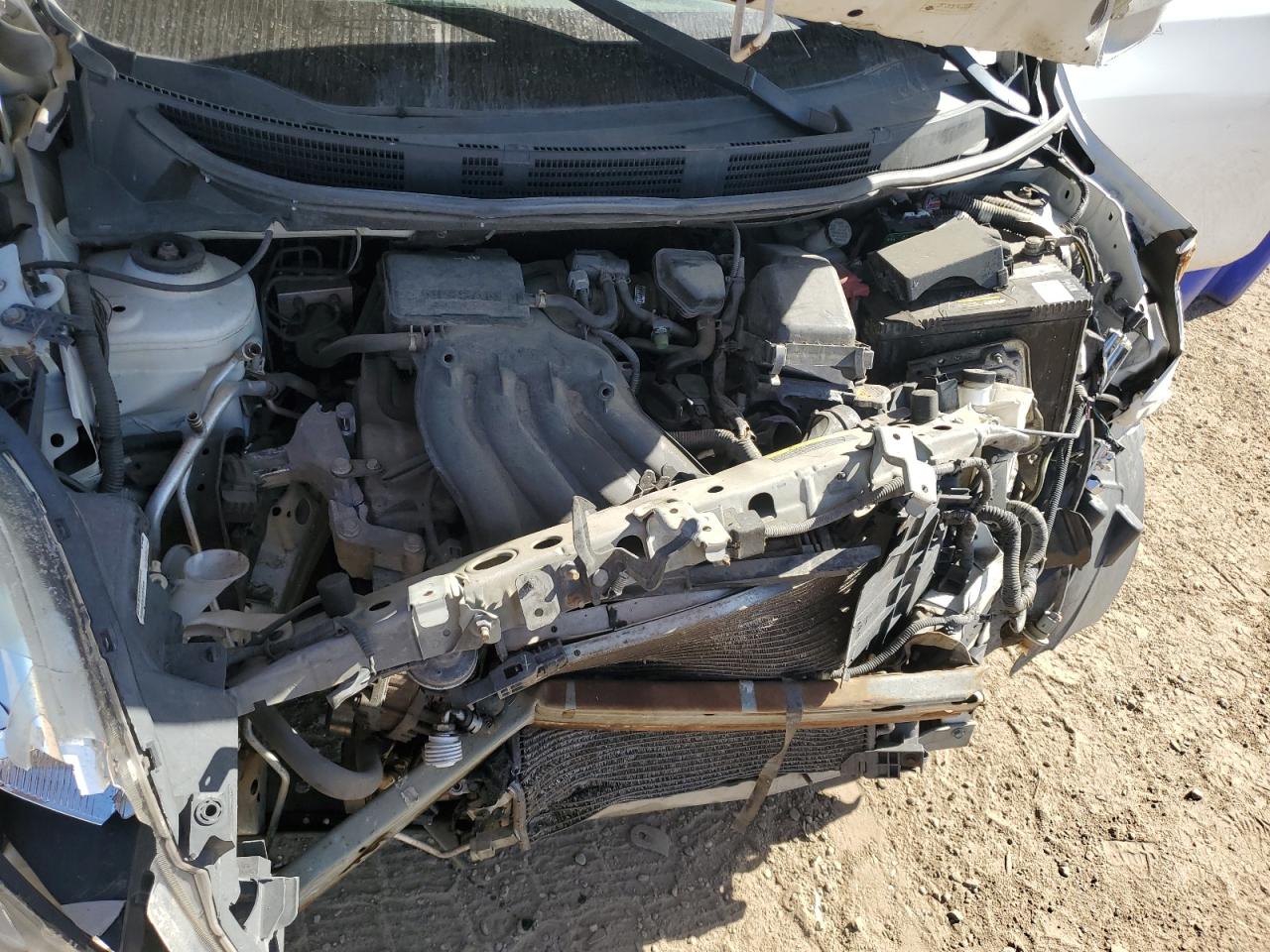 Nissan Versa S Image 10