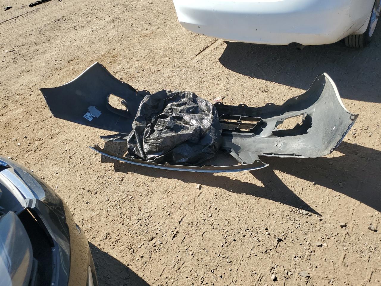 Nissan Versa S Image 12