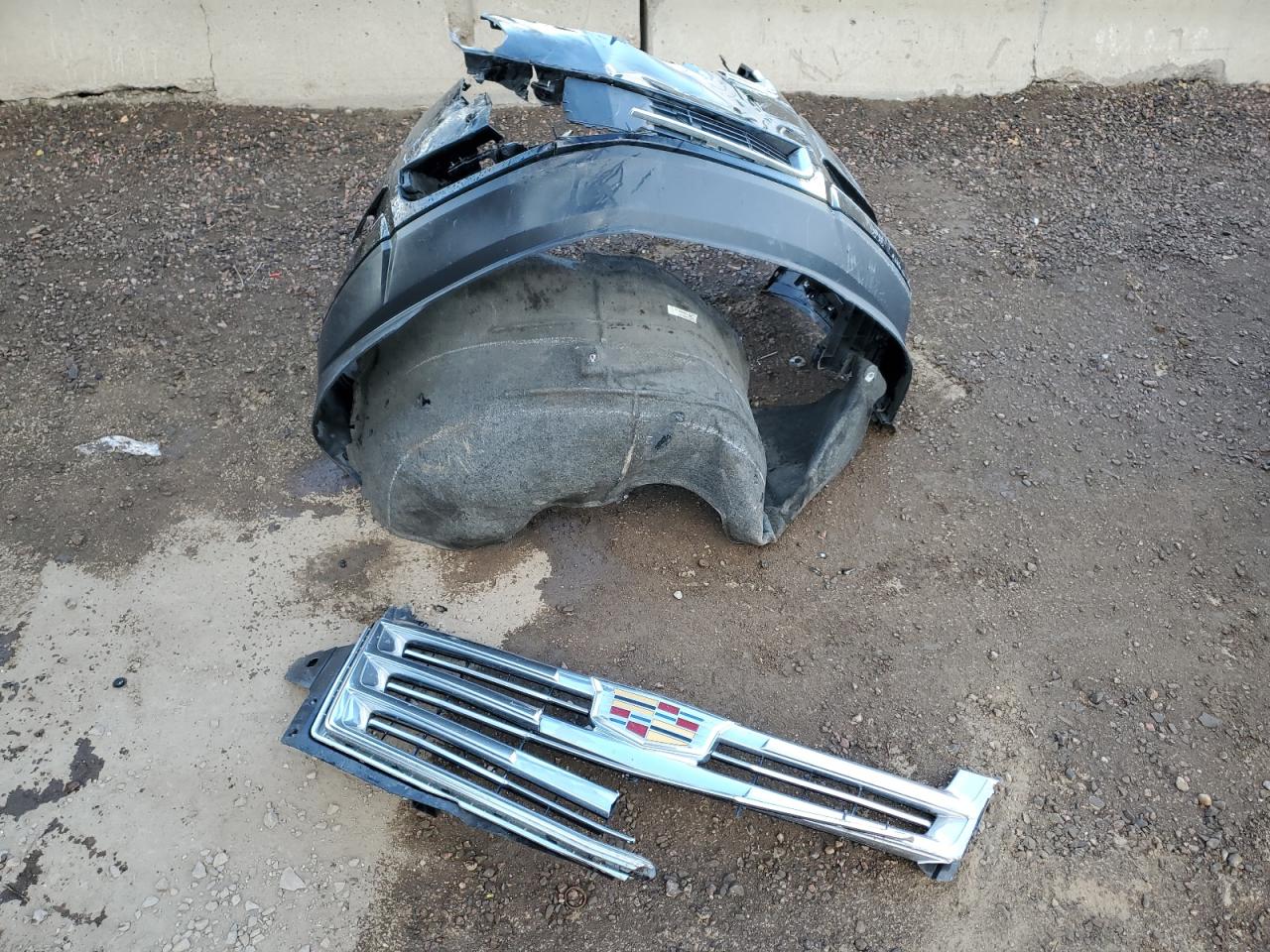 Cadillac Escalade Platinum Image 4