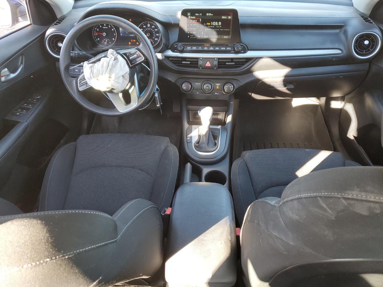 Kia Forte Fe Image 9