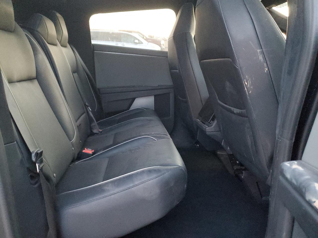 Tesla Cybertruck Image 6