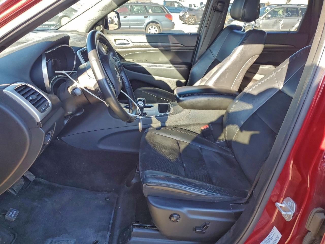 Jeep Grand Cherokee Laredo Image 6