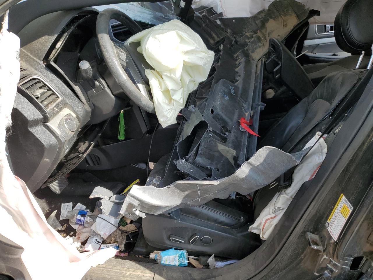 Ford Explorer Xlt Image 13