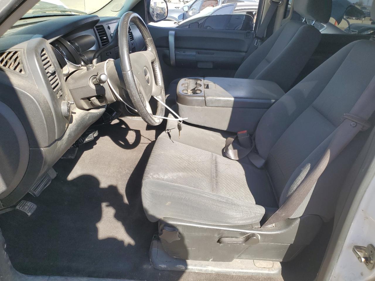 GMC Sierra K1500 Sle Image 6