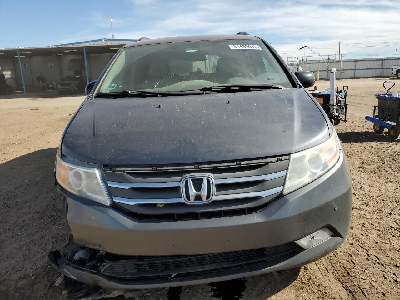 Honda Odyssey Touring Image 3