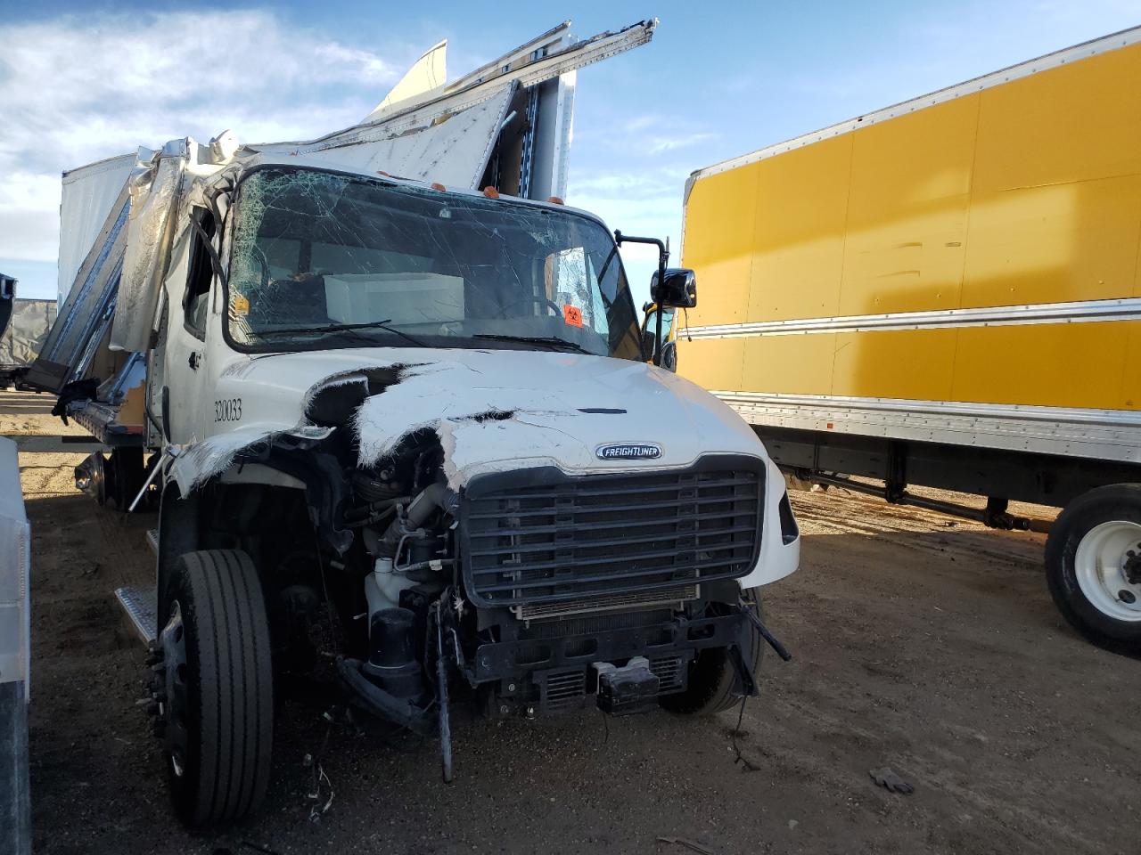 Freightliner M2 106 Medium Duty Image 7
