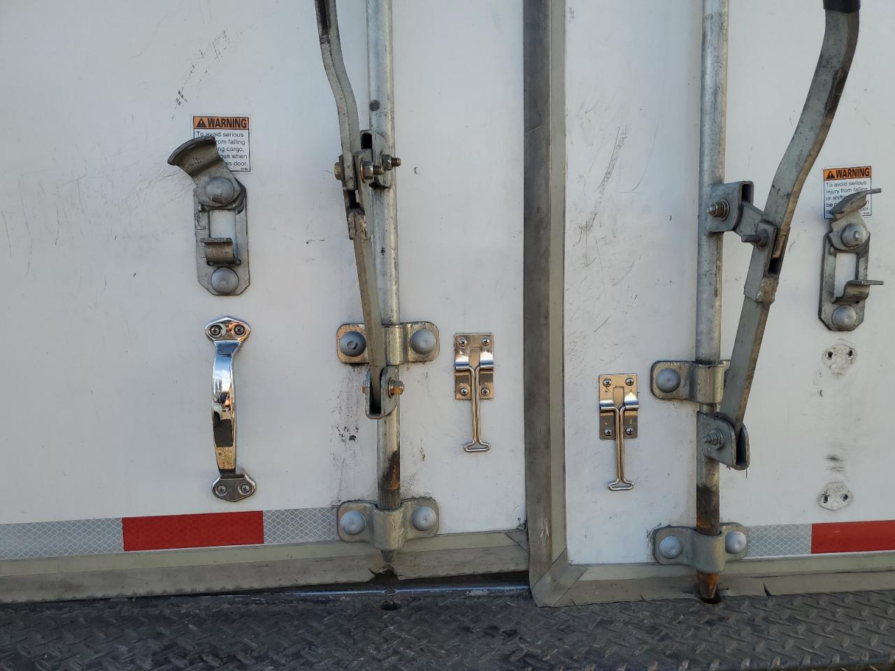 Freightliner M2 106 Medium Duty Image 9