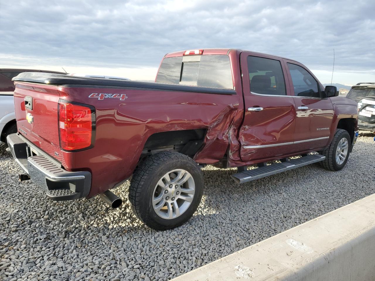 Chevrolet Silverado K1500 Ltz Image 3