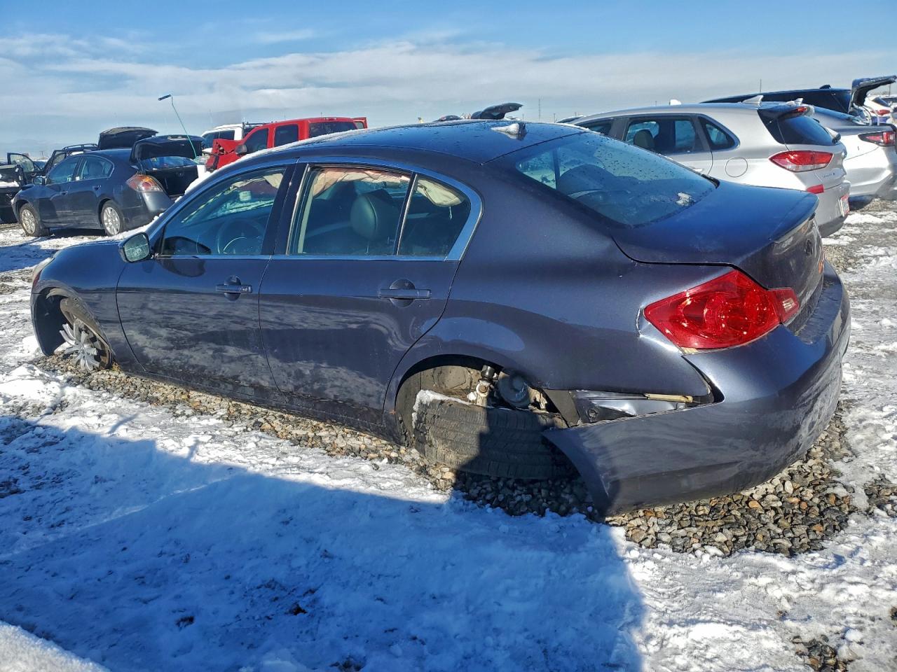 INFINITI G37 Image 11