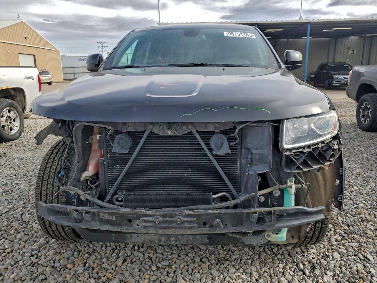 Jeep Grand Cherokee Laredo Image 4