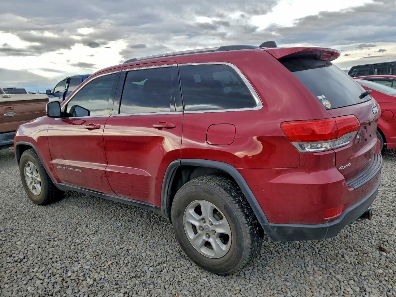 Jeep Grand Cherokee Laredo Image 2