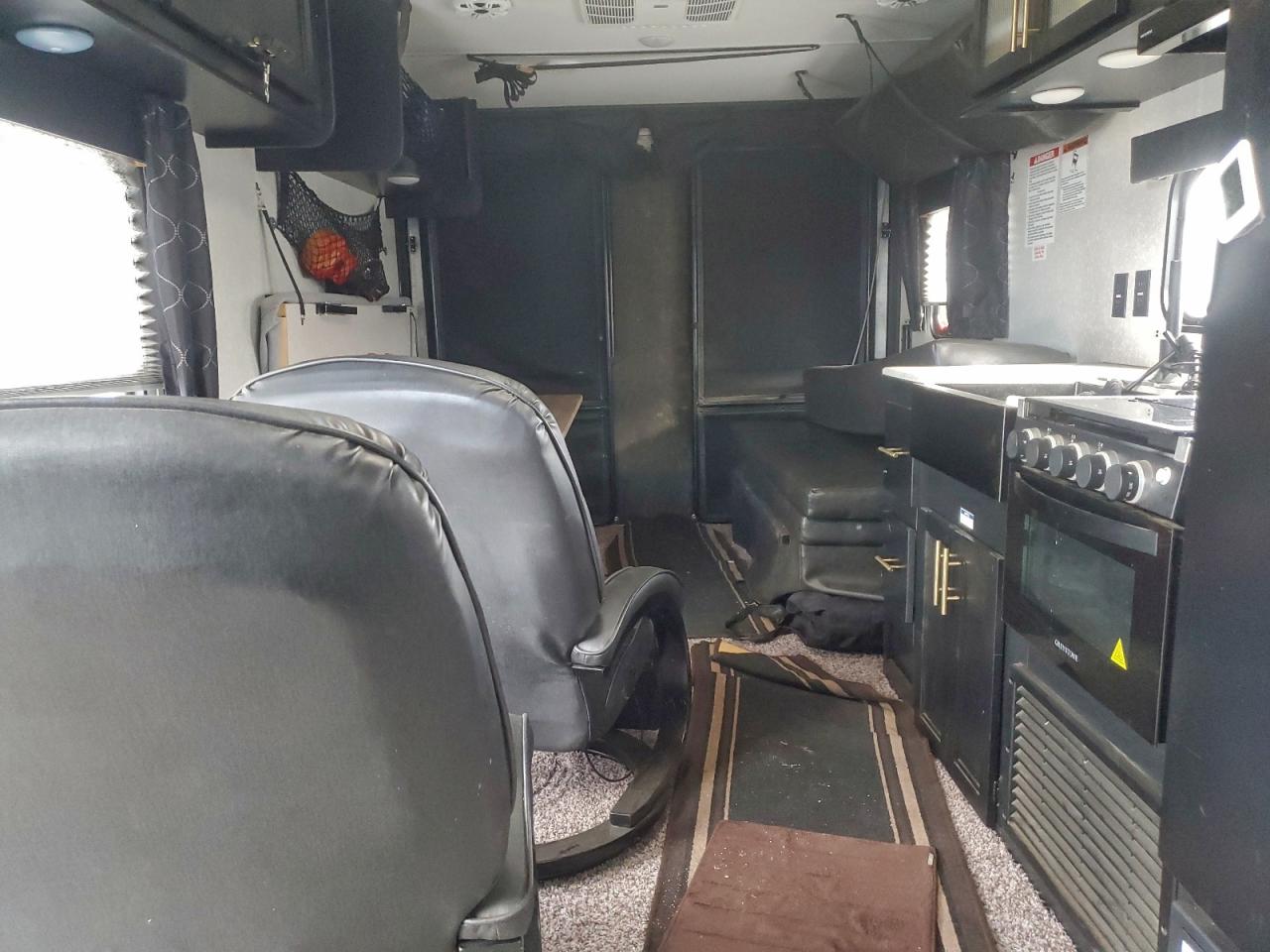 Wildwood Grey Wolf Image 6