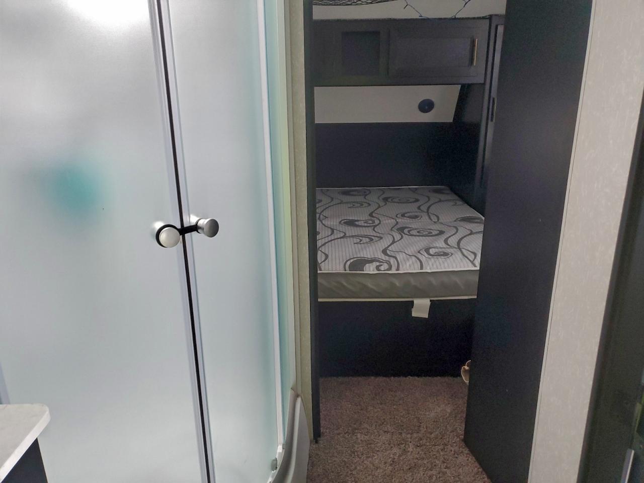 Wildwood Grey Wolf Image 9