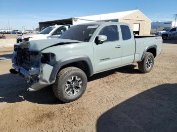 Salvage Toyota Tacoma