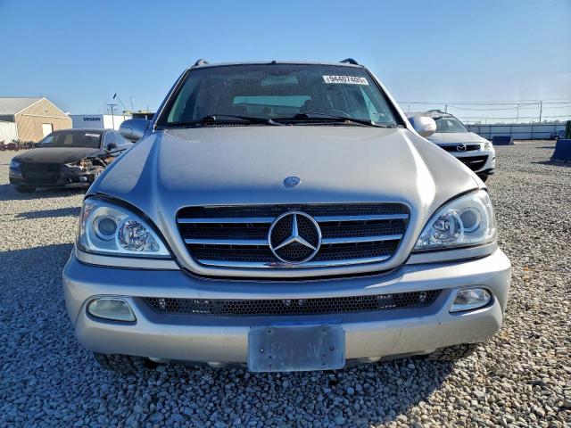 Mercedes-Benz M-Class 500 Image 8