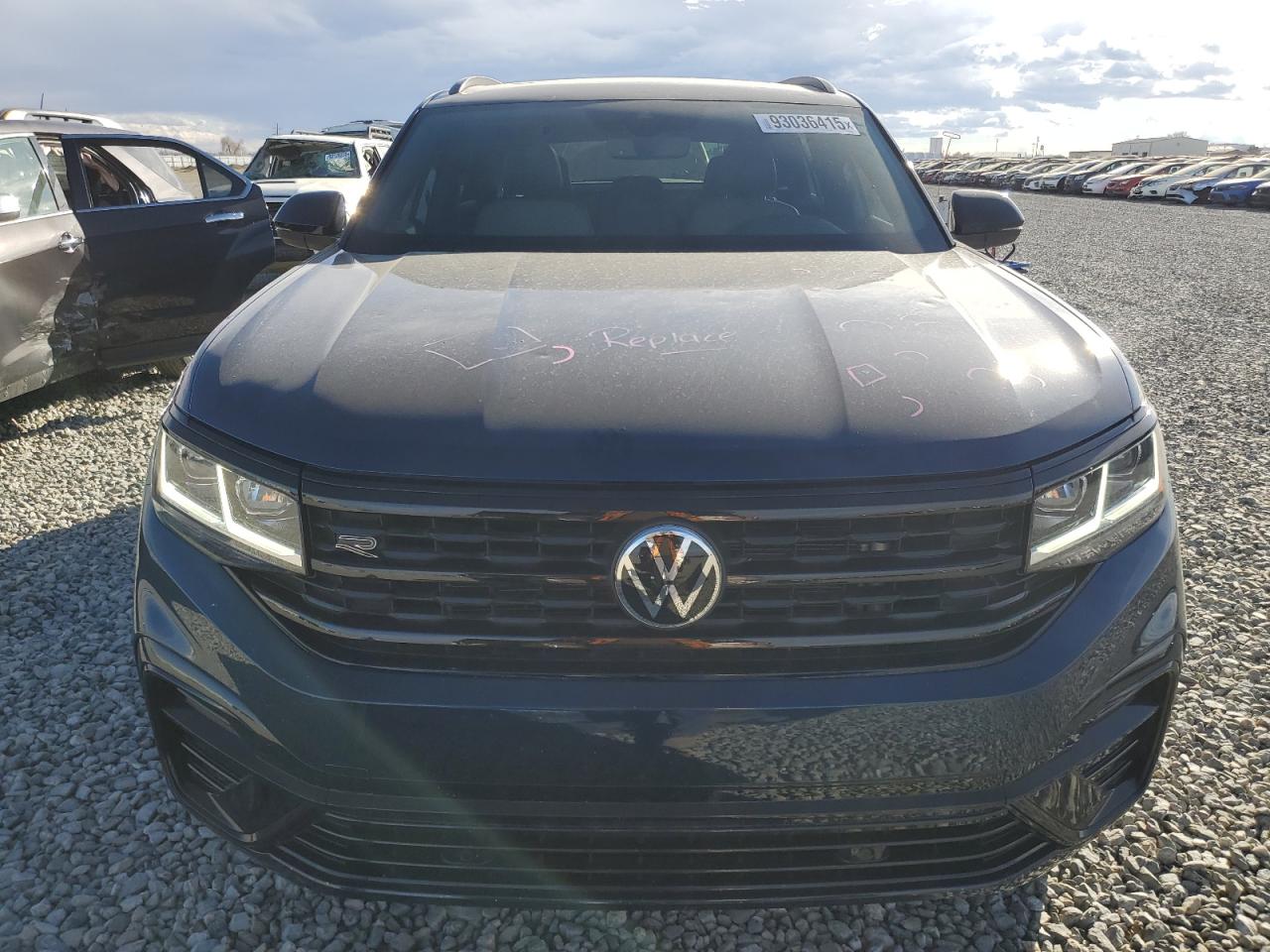 Volkswagen Atlas Sel R-line Image 3