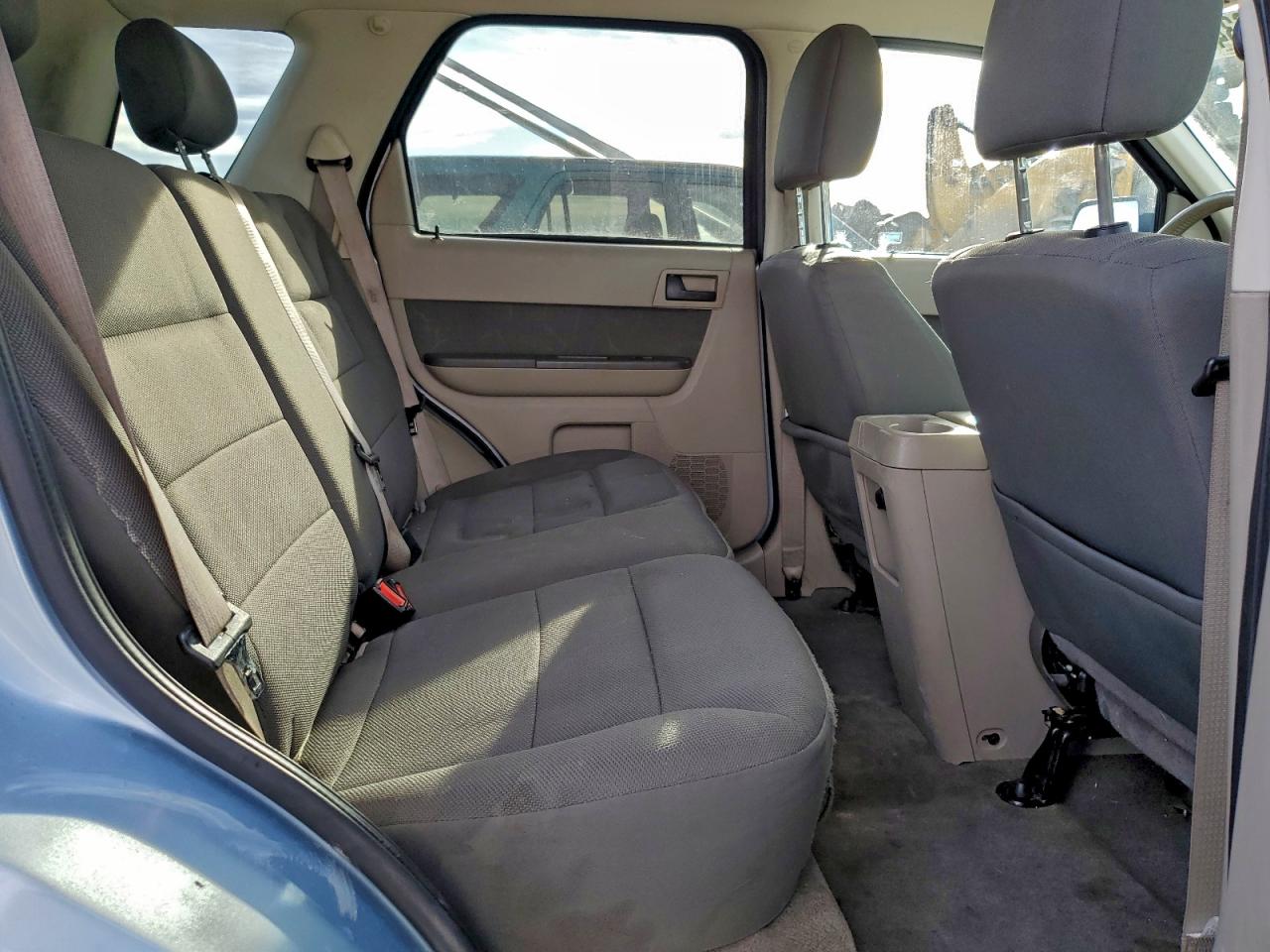 Ford Escape Hybrid Image 12