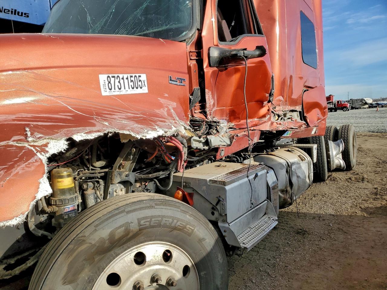 International Lt625 Image 6