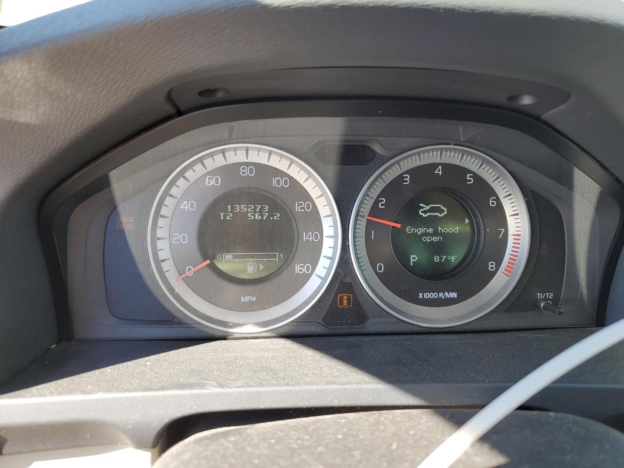 Volvo S60 T5 Image 2