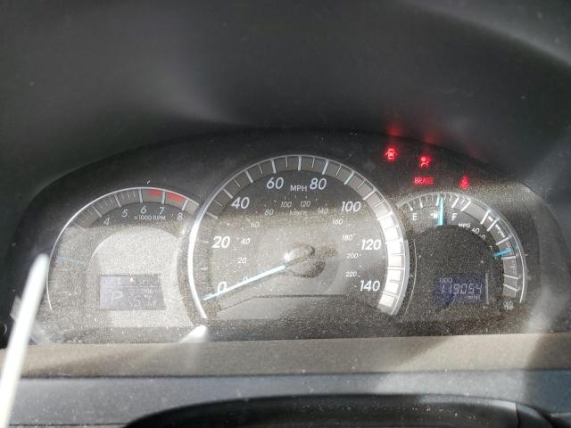 Toyota Camry Base Image 2