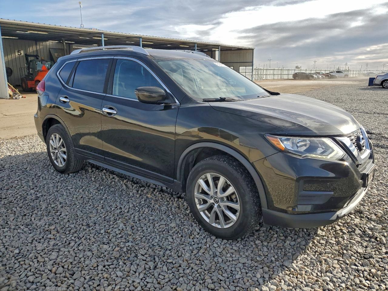 Nissan Rogue S Image 5