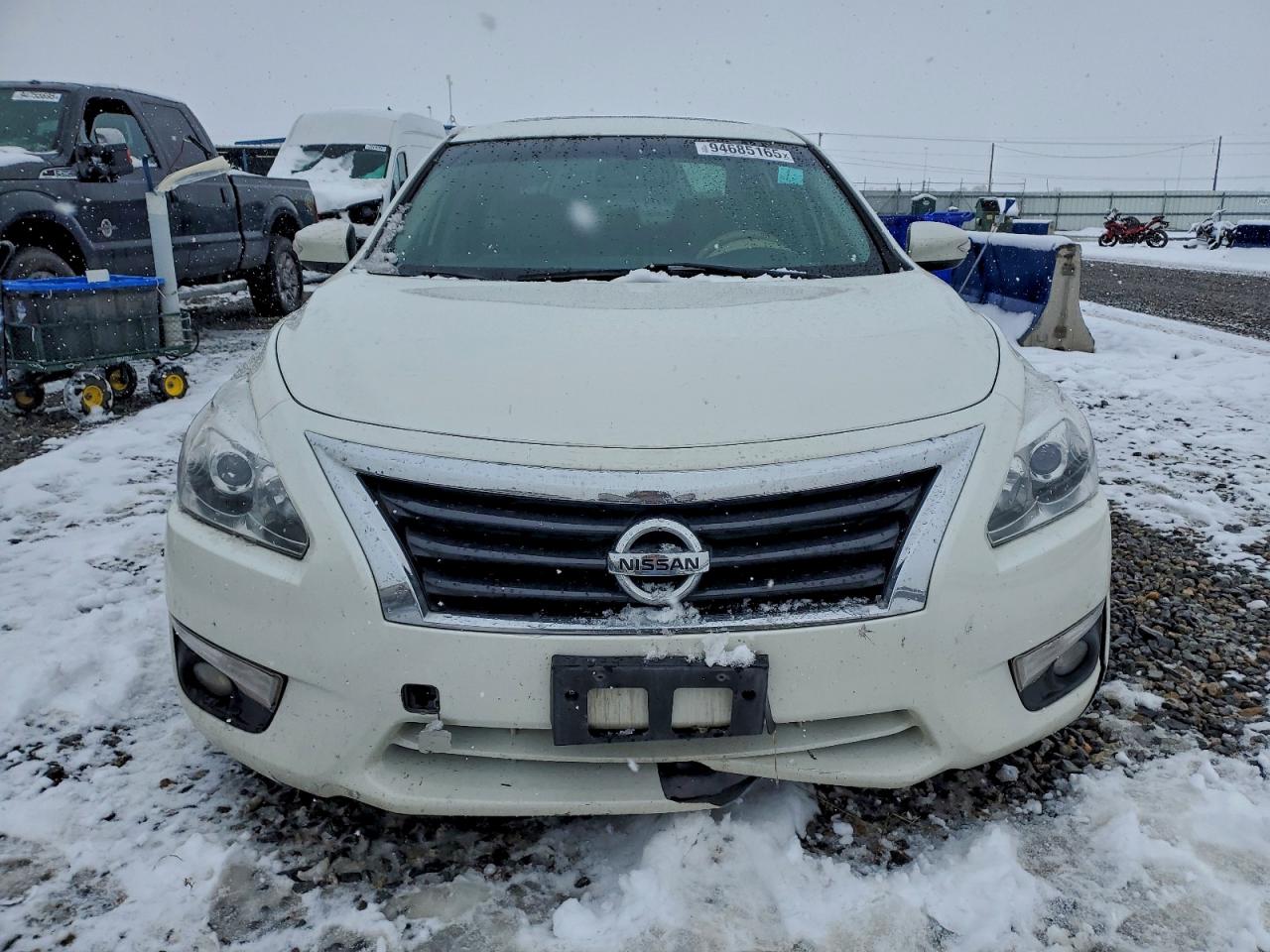 Nissan Altima 2.5 Image 2