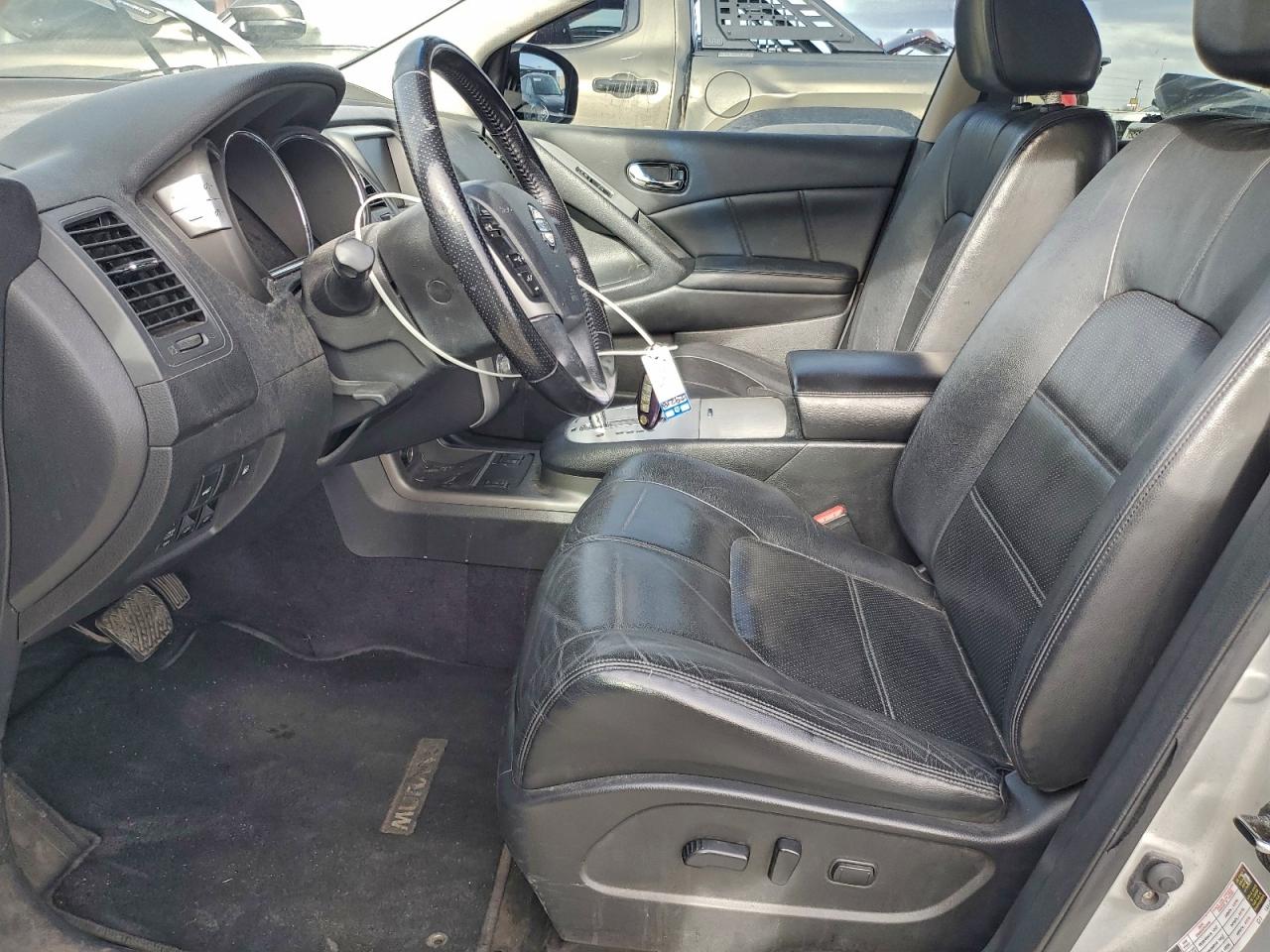 Nissan Murano S Image 11