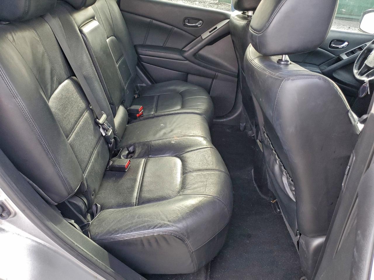 Nissan Murano S Image 7