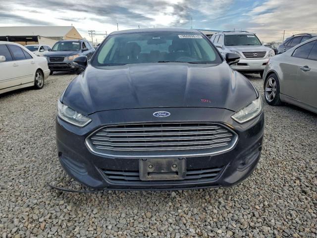 Ford Fusion Se Image 3