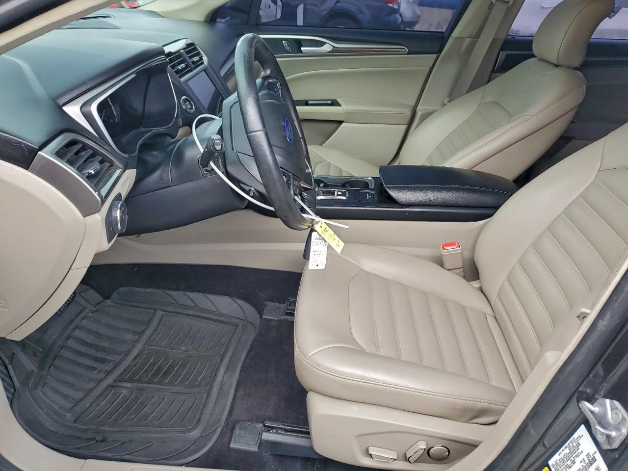 Ford Fusion Sel Image 13